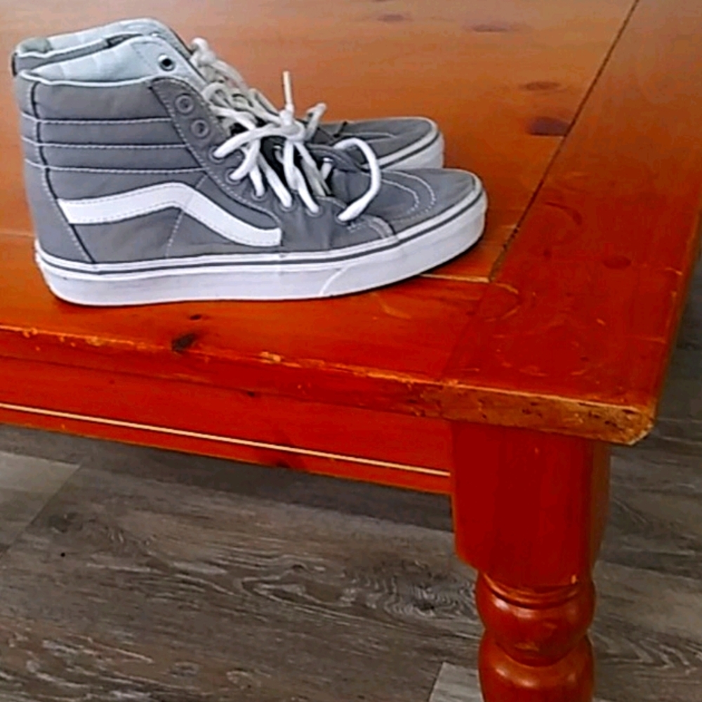 1 pair of high top sneakers